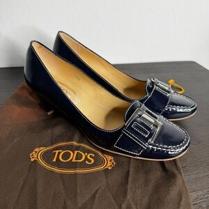 Tods Navy Patent Leather Buckle Heels Italian Made Size 36.5